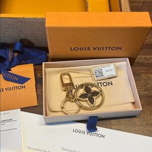 Louis Vuitton monogram puzzle keychain